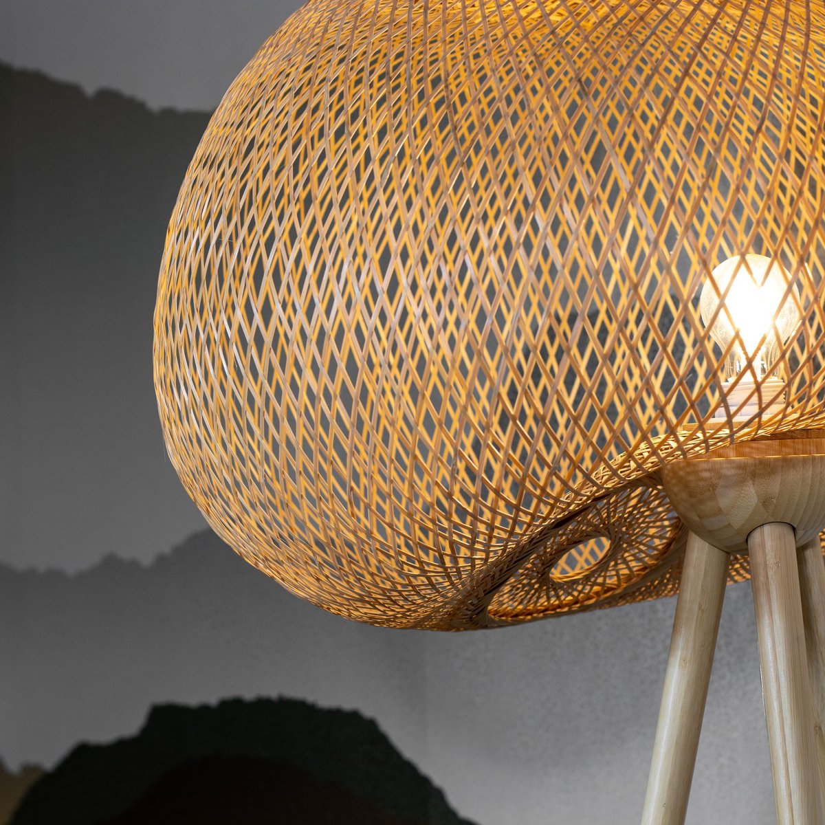 Lampadaire en bambou pieds en bois, LIPS naturel, NOW'S HOME