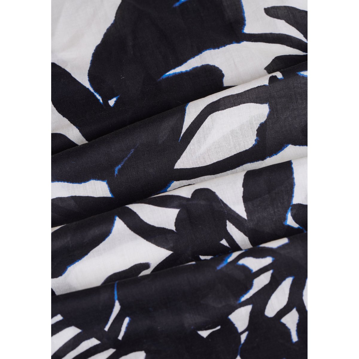 Foulard en coton à motifs floraux ecru/noir, LA FEE MARABOUTEE