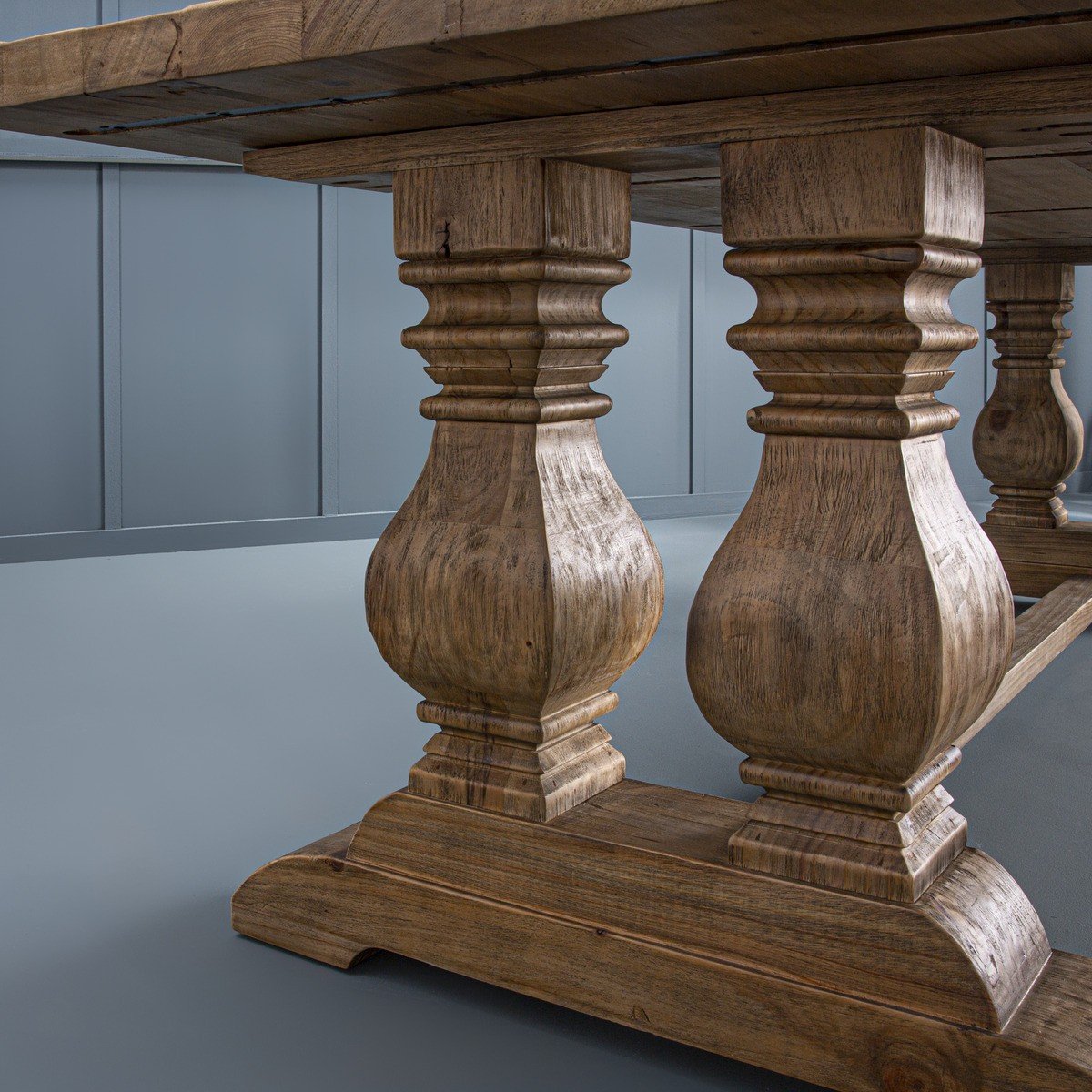 Table à manger en pin massif Pieds Vieux bois L280 cm bois, SIGNATURE
