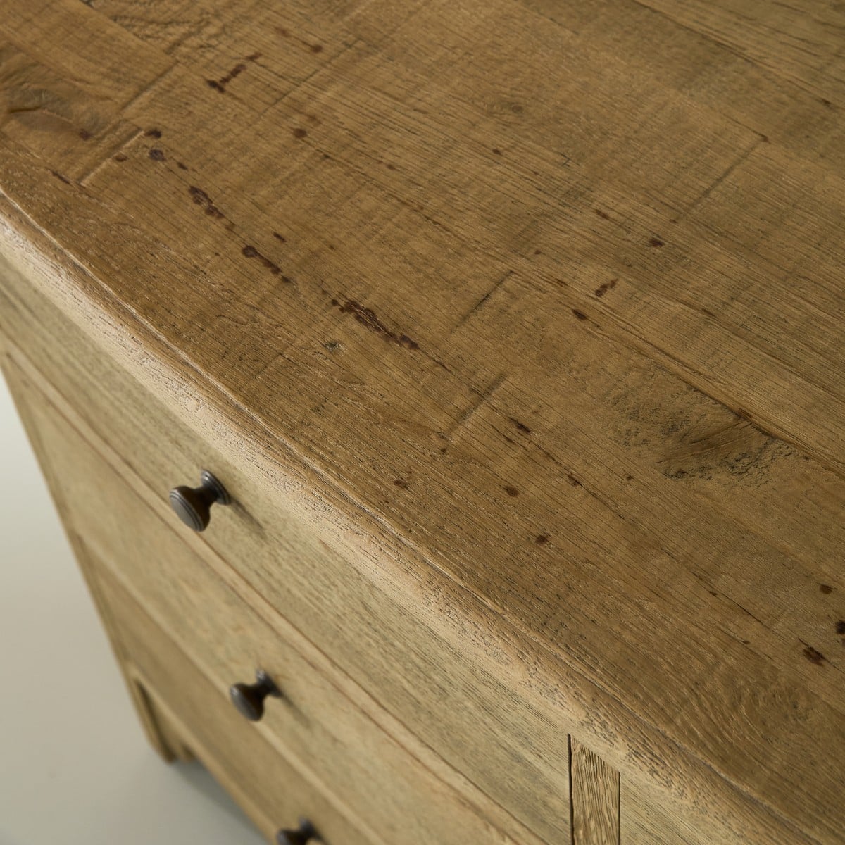 Commode en chêne massif SAUMUR bois foncé, SIGNATURE