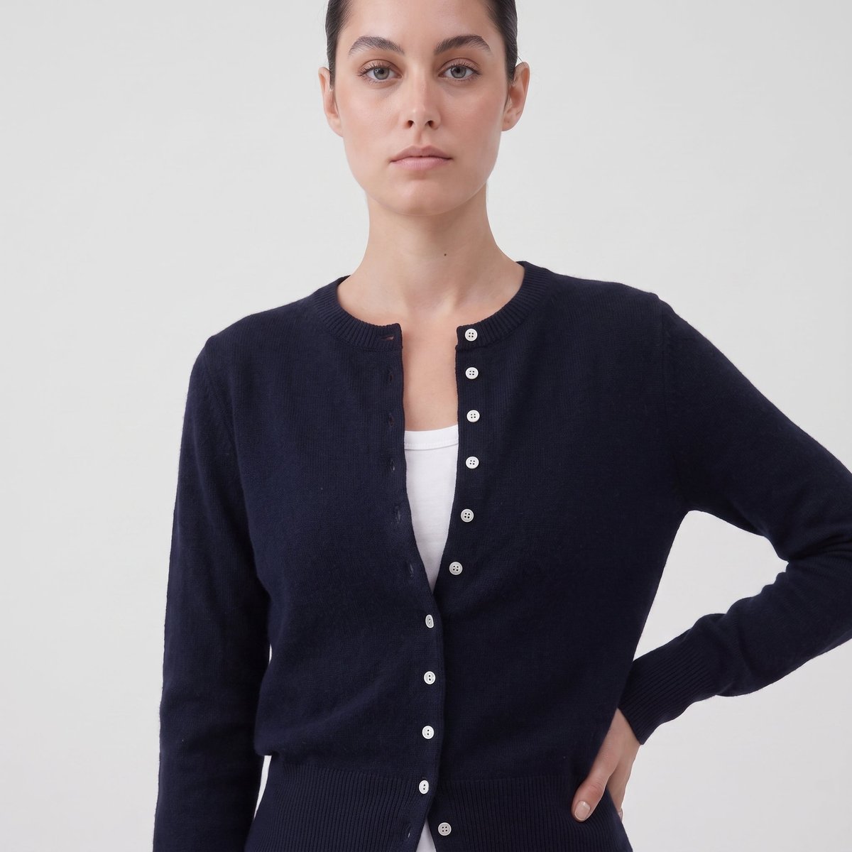 Cardigan col rond boutonné coupe ajustée ANALYS navy, ARTLOVE