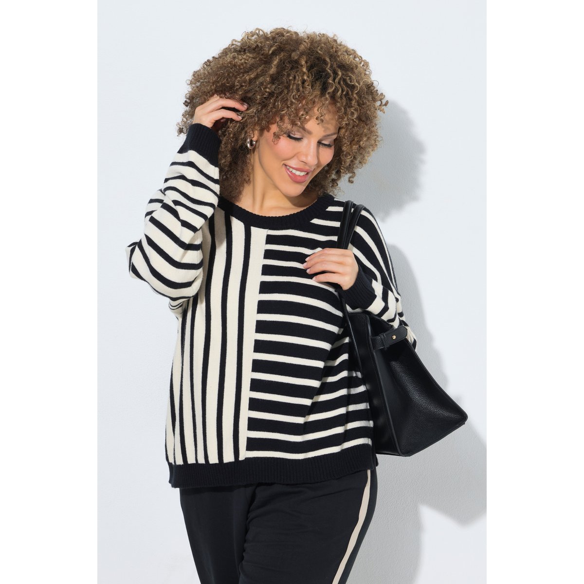Pull oversize, jeu de rayures noir, ULLA POPKEN