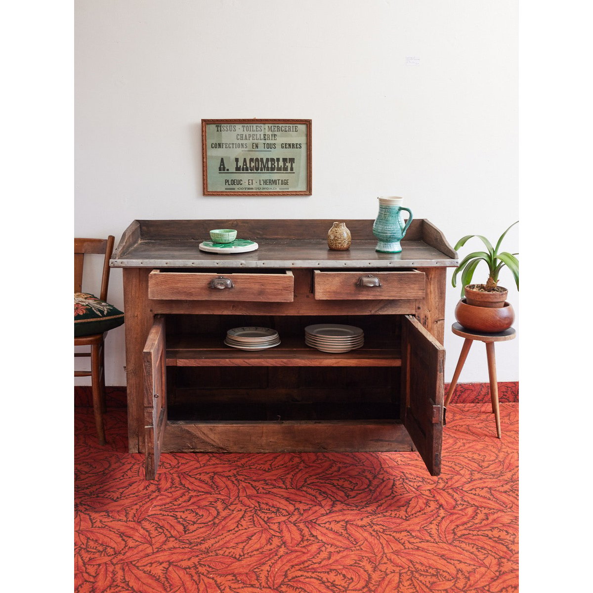 Buffet en bois Gilbert N°703 - Bon état bleu clair, DEBONGOUT