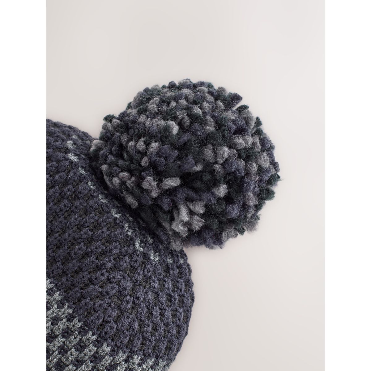 Bonnet à pompon rayé bleu marine, NEXT