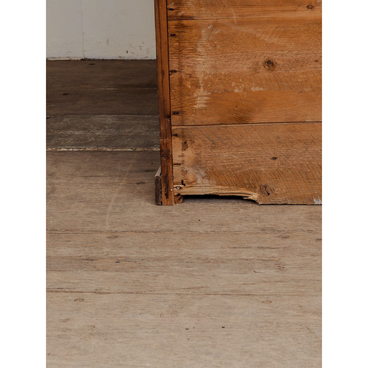 Commode en bois Garance N°641 - Bon état bois foncé, DEBONGOUT