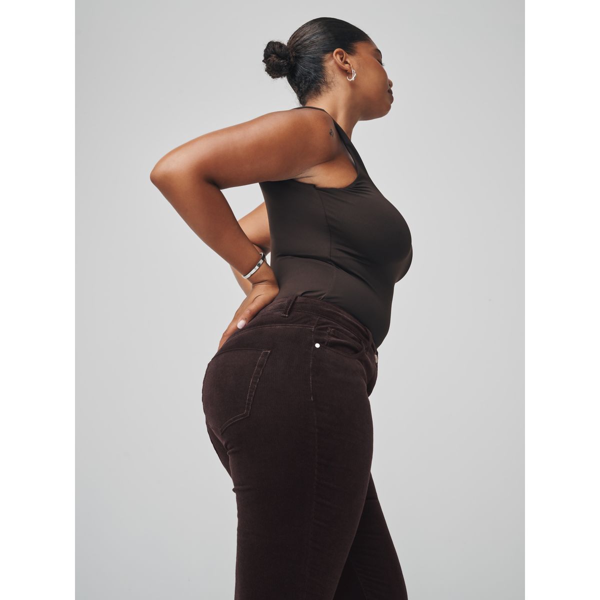 Pantalon sablier skinny en velours zippé marron chocolat, NEXT