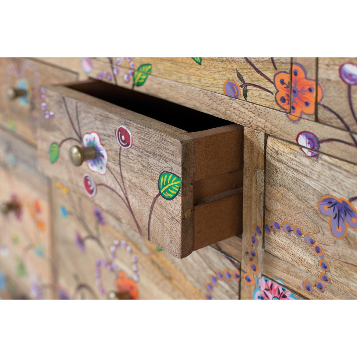 Commode naturel, DECORATION D’AUTREFOIS
