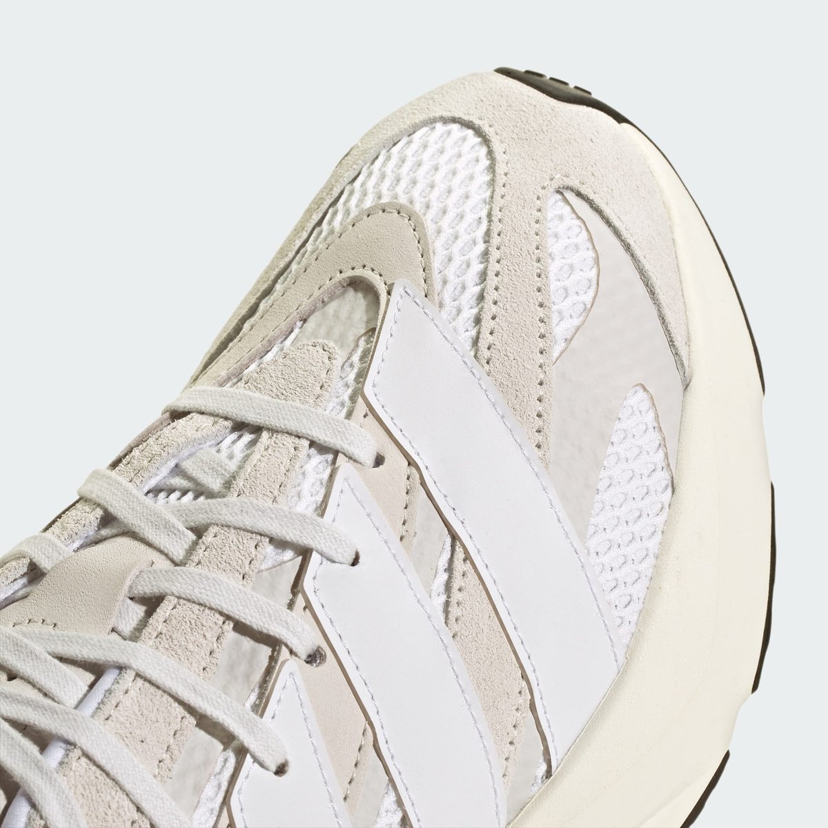 Chaussure Lightblaze Chaussure Lightblaze crystal white / cloud white / grey one, ADIDAS SPORTSWEAR