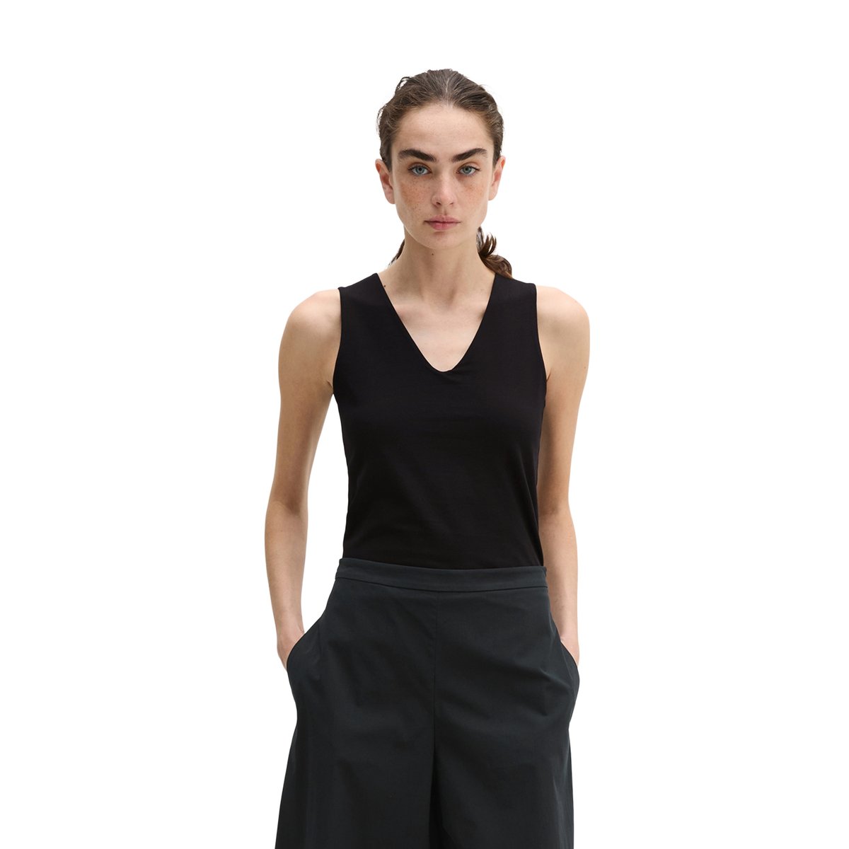 Haut à col en V, coupe ajustée en jersey stretch doux noir, MARC O'POLO