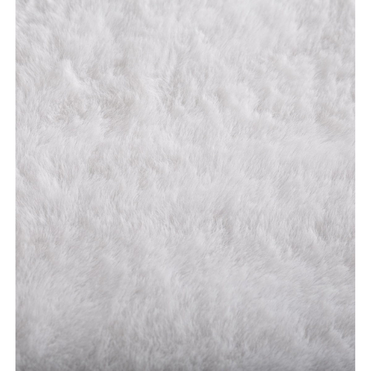 Tapis blanc, DECORATION D’AUTREFOIS