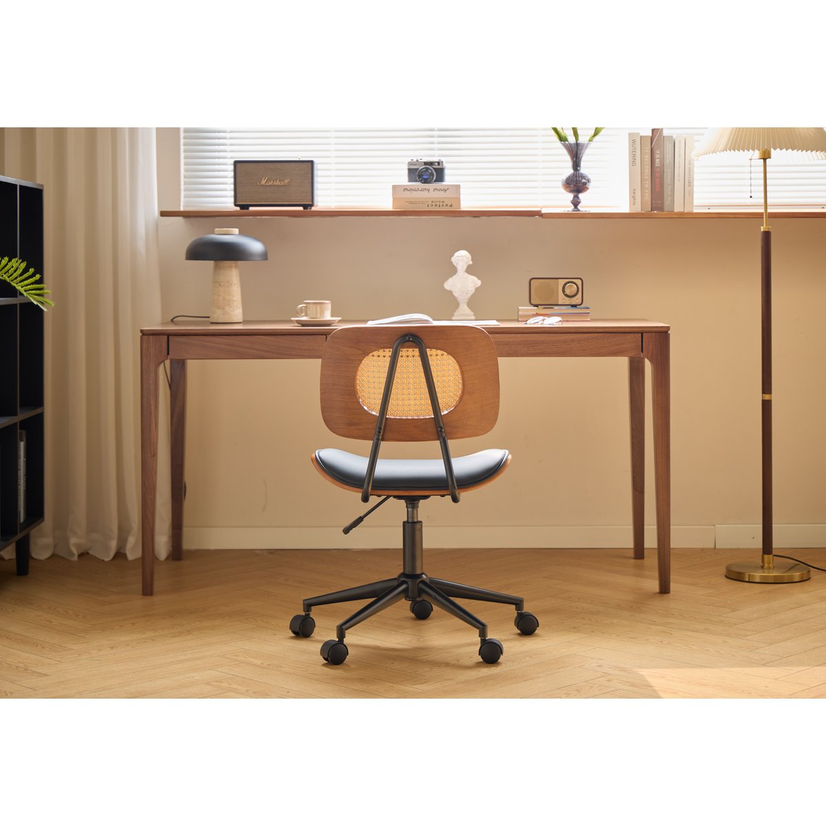 Chaise de bureau en bois et cannage, HERNING noir, NORDLYS
