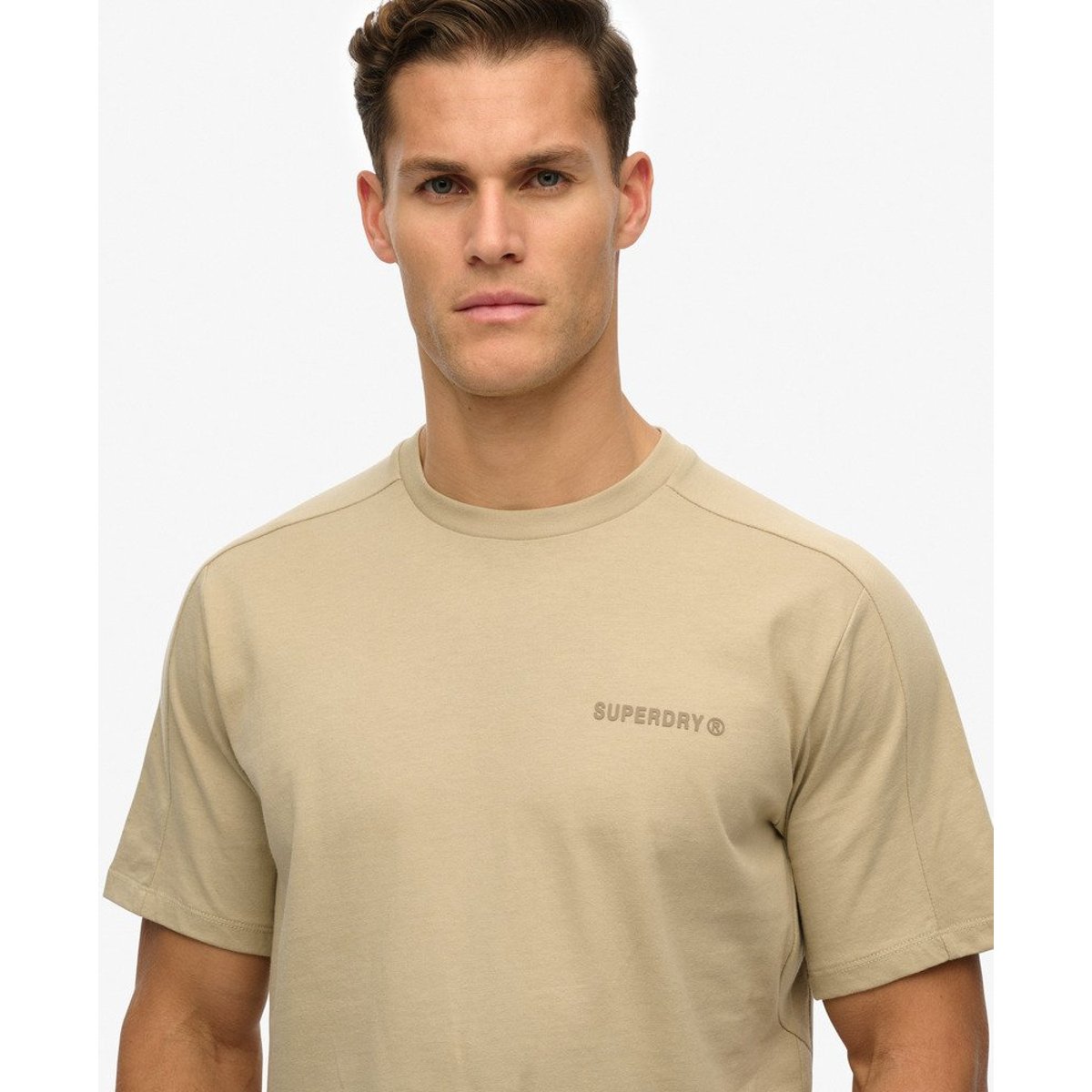 T-shirt décontracté Tech marron taupe délavé, SUPERDRY