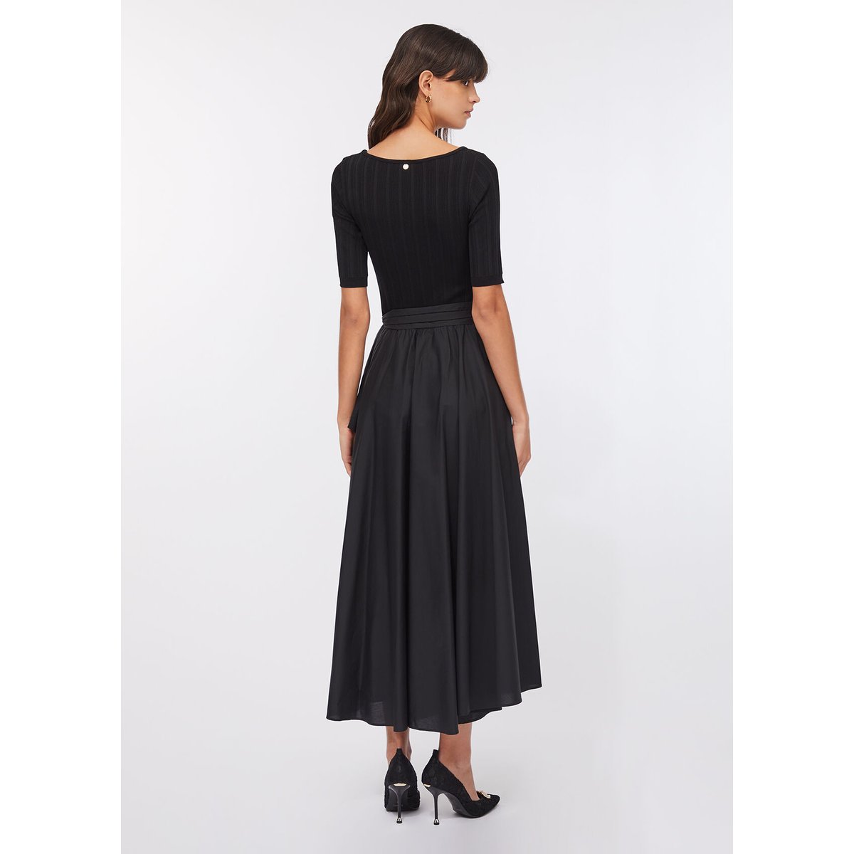 Robe longue en maille avec nœud noir, LIU JO