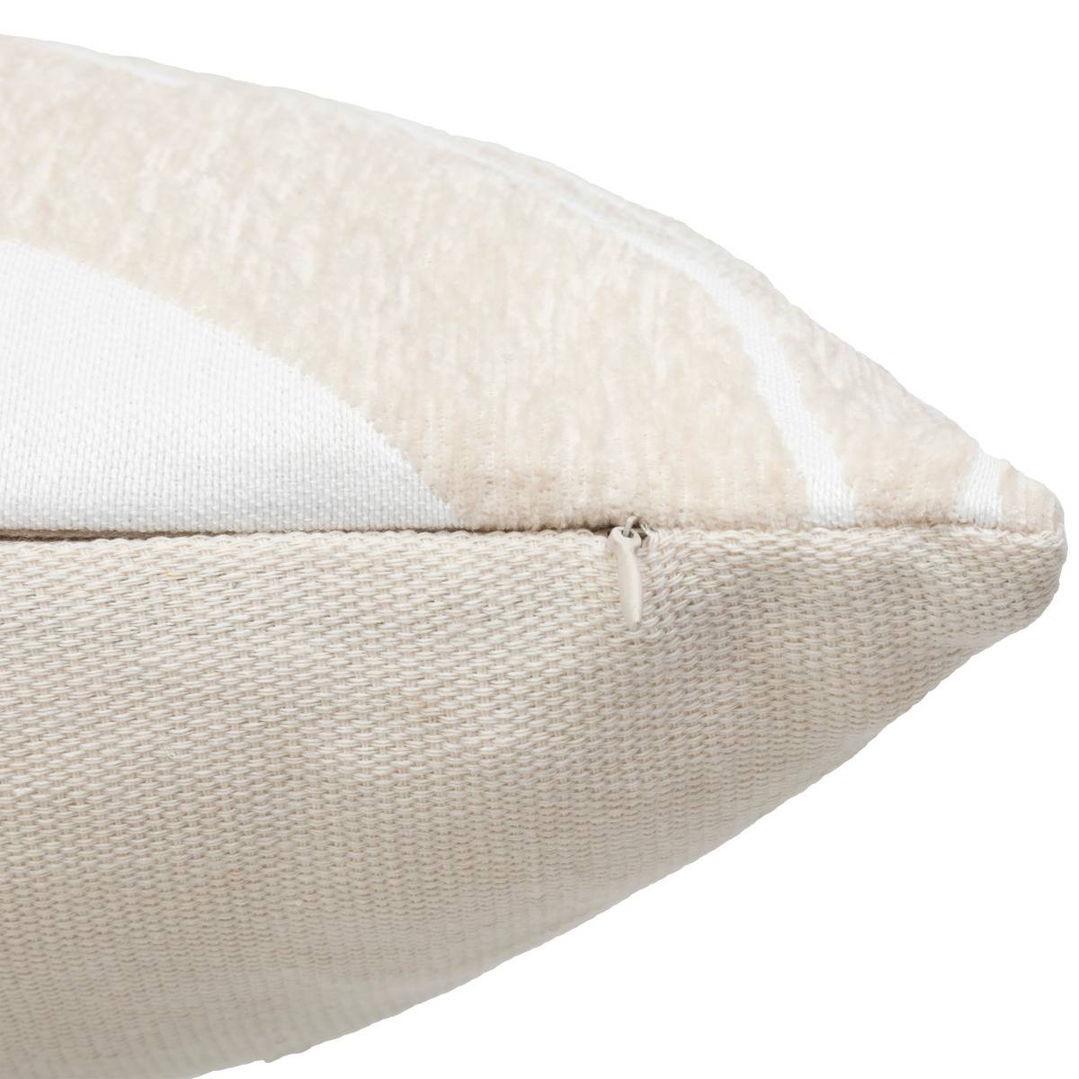 Coussin déhoussable en chenille jacquard MADINI beige lin, ATMOSPHERA