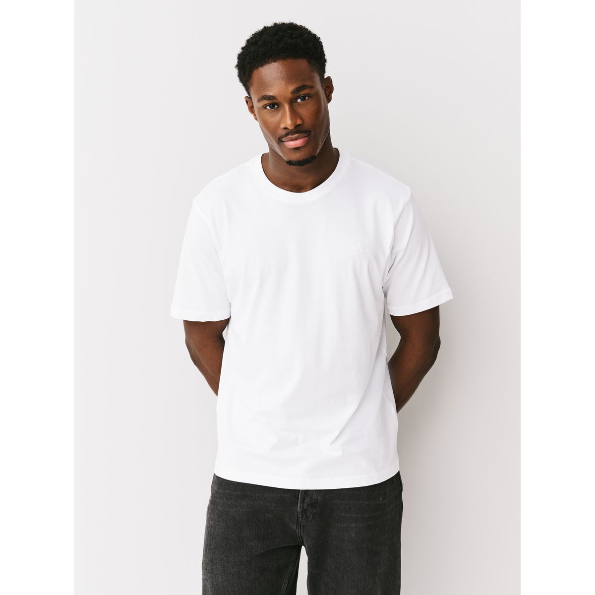 T-shirt, lot de 4 bleu marine/noir/blanc/gris, NEXT