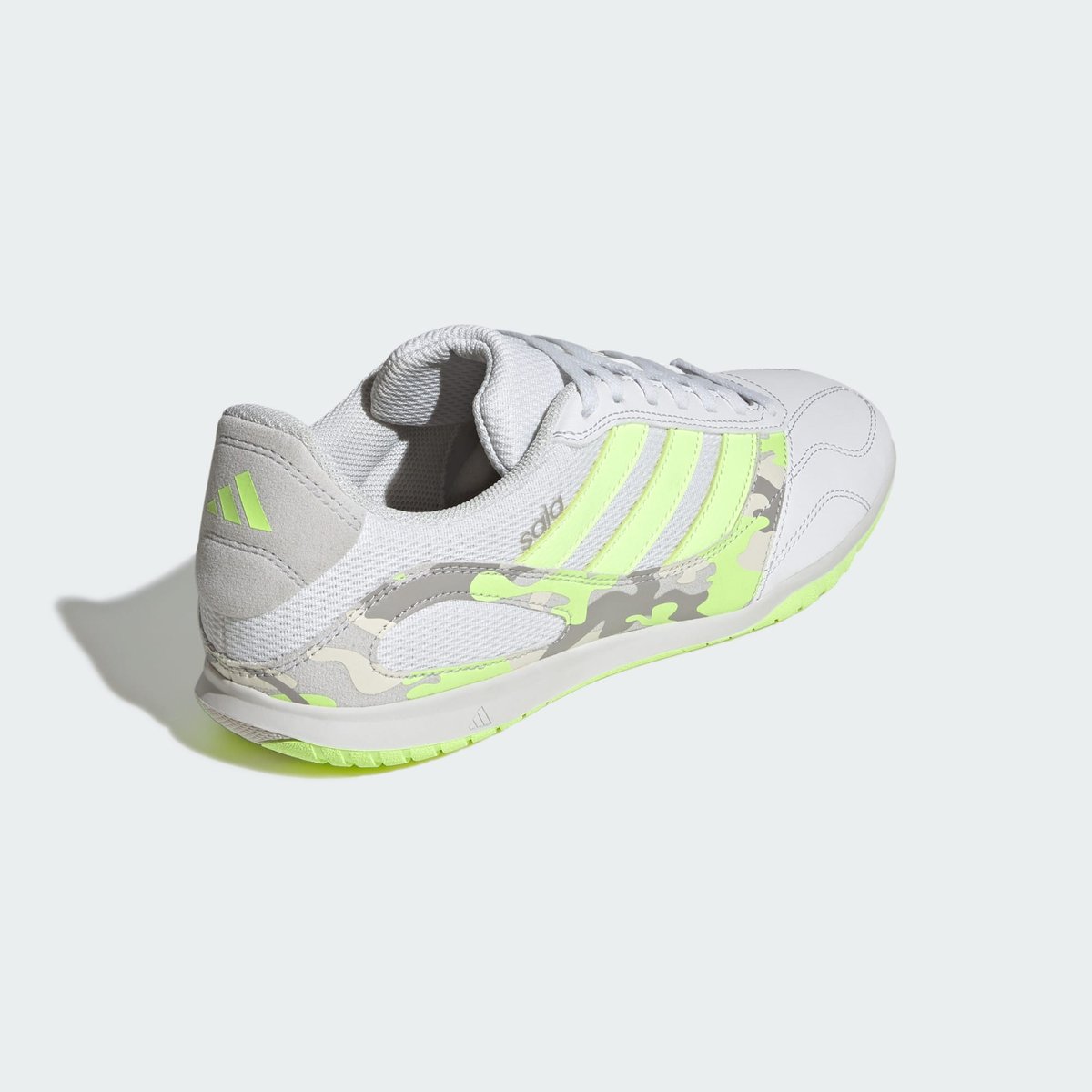 Chaussure De Football Super Sala Iii Indoor Chaussure De Football Super Sala Iii Indoor crystal white / hi-res yellow / off white, adidas Performance