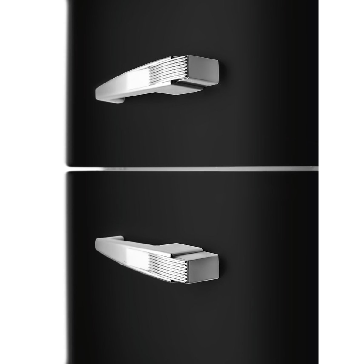 Réfrigérateur 2 portes combiné poignées à droite FAB32 noir brillant, SMEG
