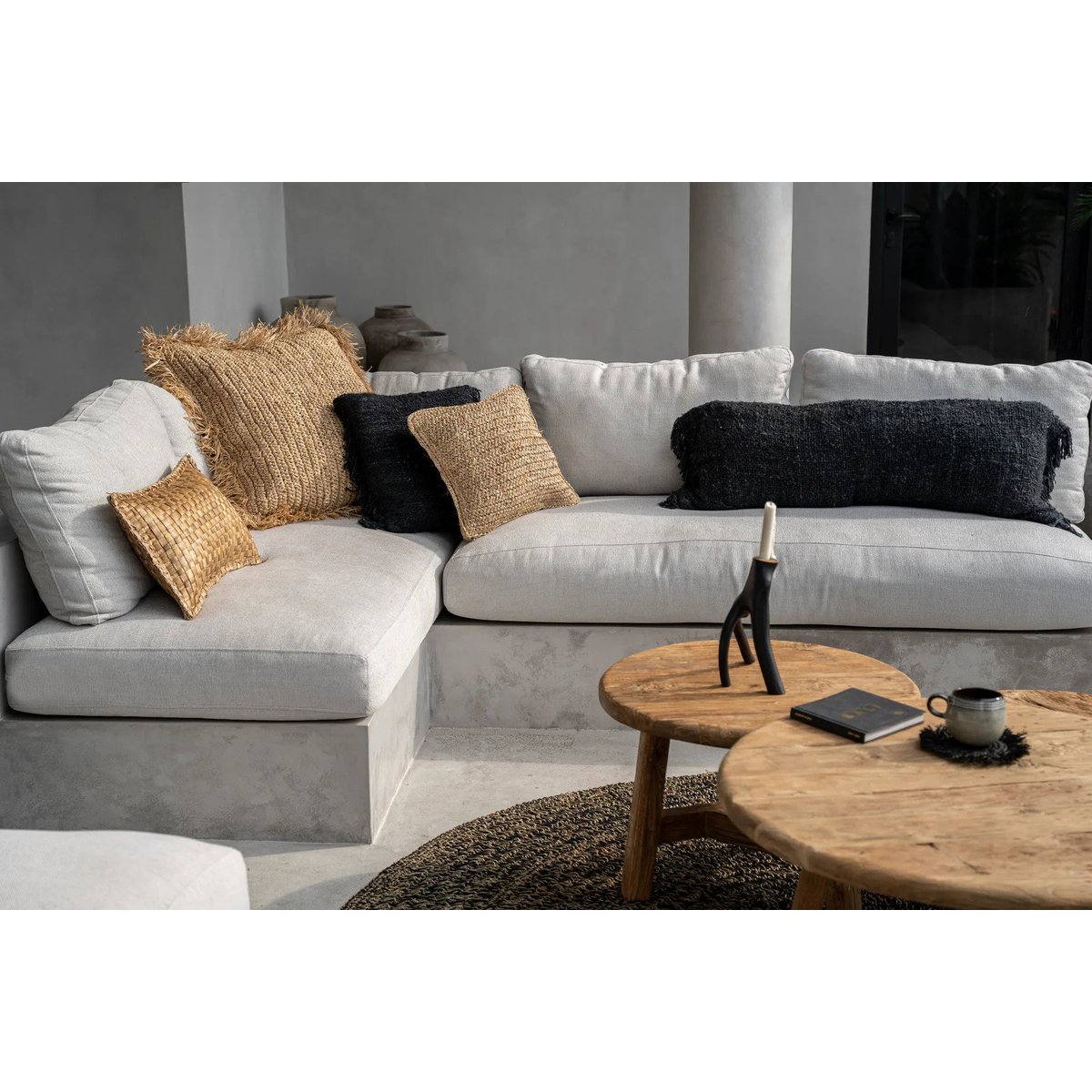 Housse de coussin en raphia FLORES beige, BAZAR BIZAR