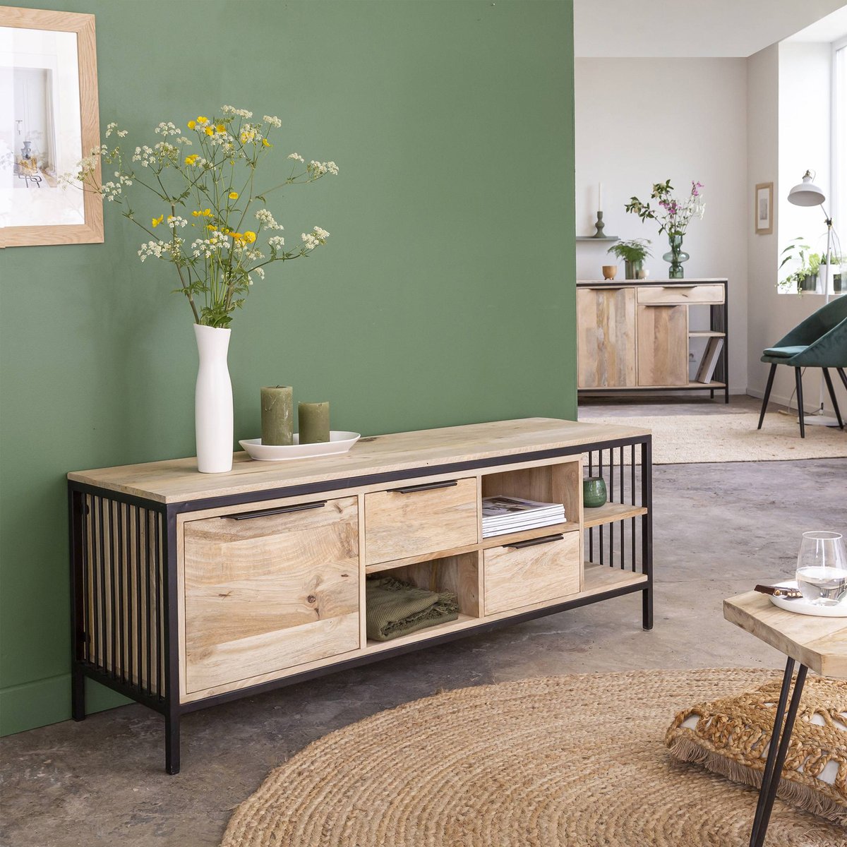 Meuble TV en bois de manguier et métal HÉLOÏSE noir, MADE IN MEUBLES