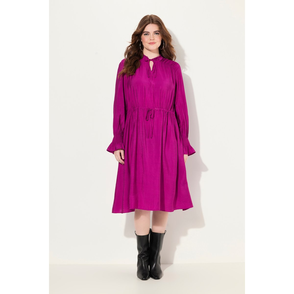 Robe coupe trapèze, col montant avec ruchés baie, ULLA POPKEN
