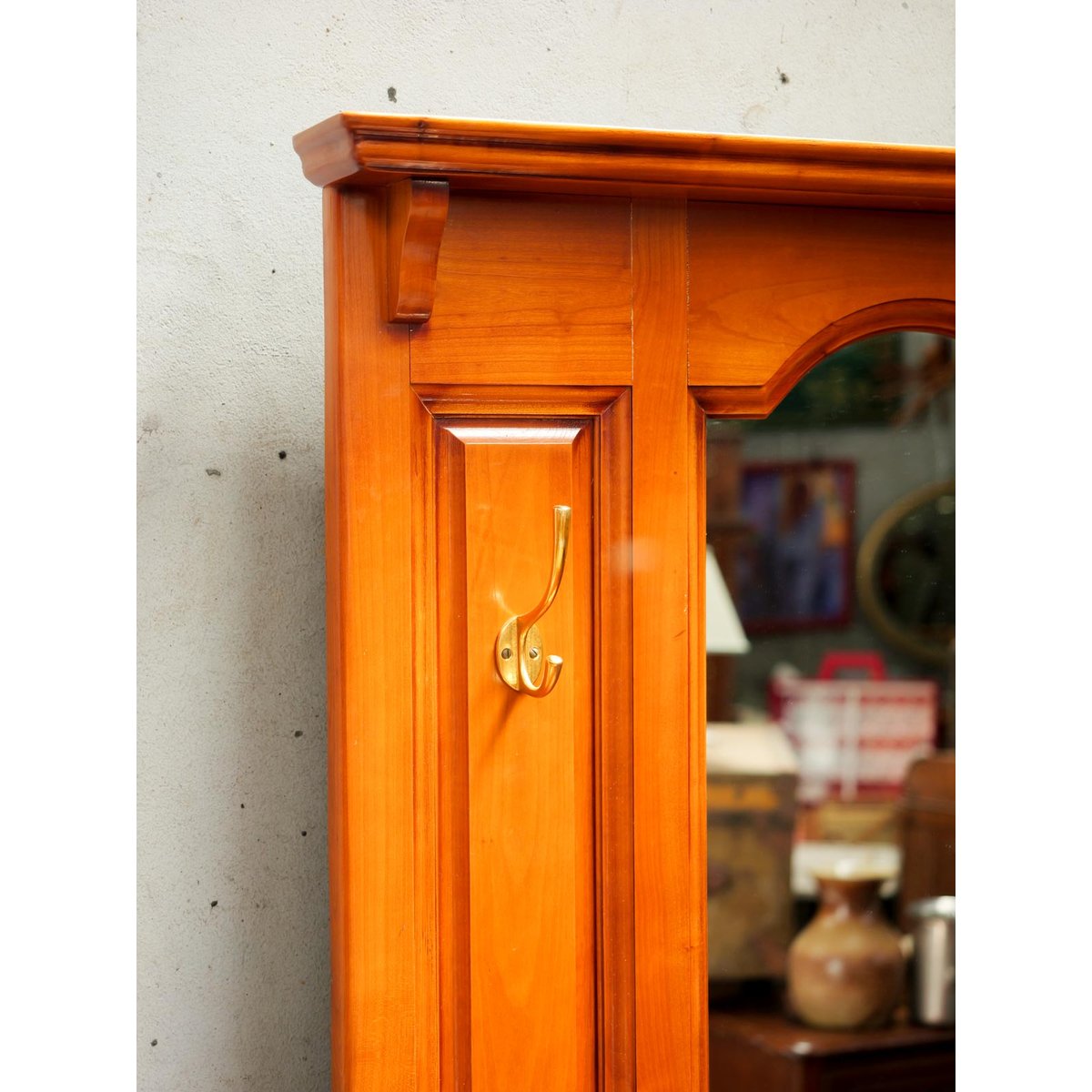 Grand vestiaire en bois Max N°355 - Bon état bois clair, DEBONGOUT