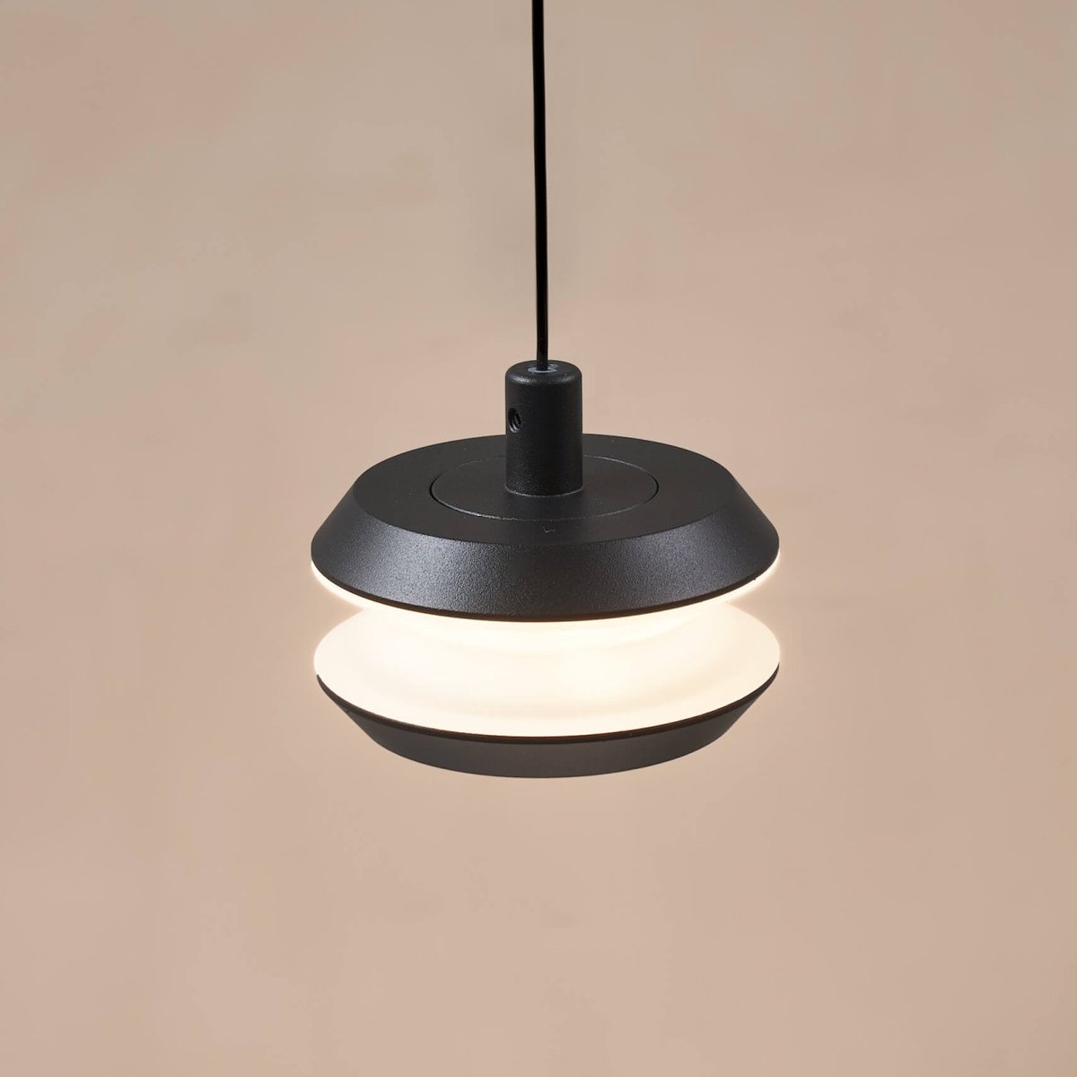Suspension LED avec câble ajustable - RIVE noir, KOSILUM