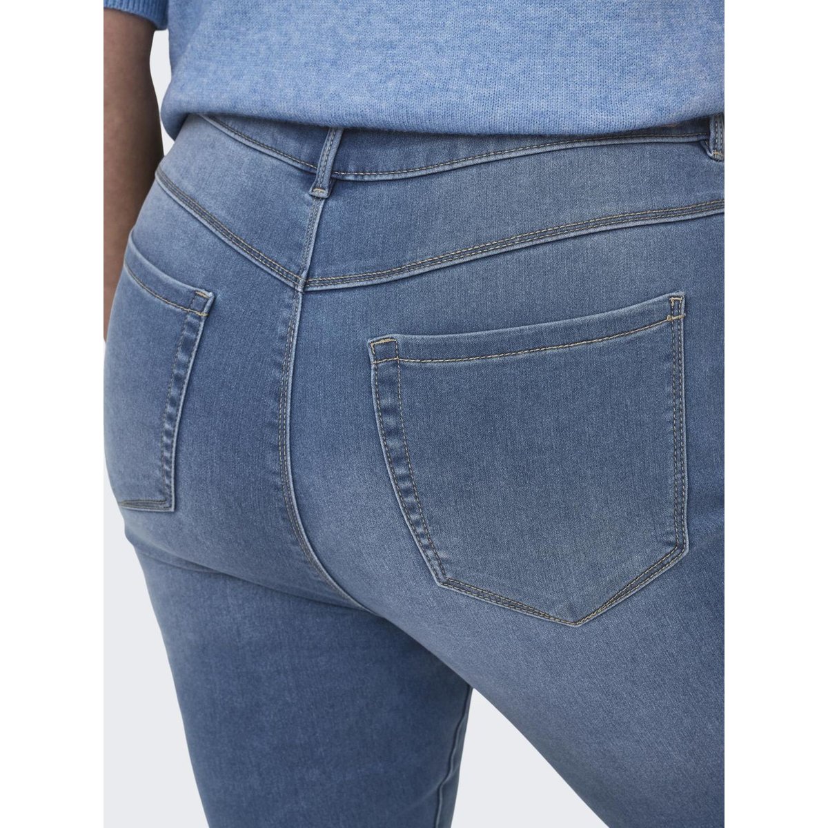 Jean Skinny light blue denim, ONLY CARMAKOMA