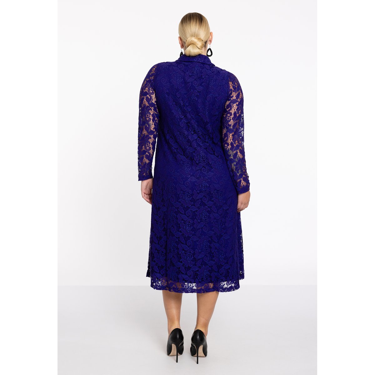 Robe à volants violet, YOEK
