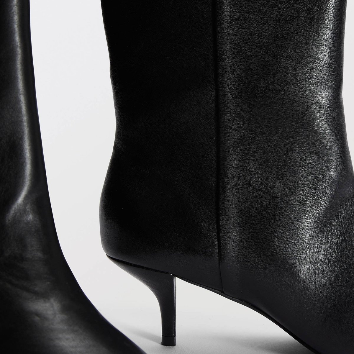 Bottines à talon en cuir noir, MONOPRIX