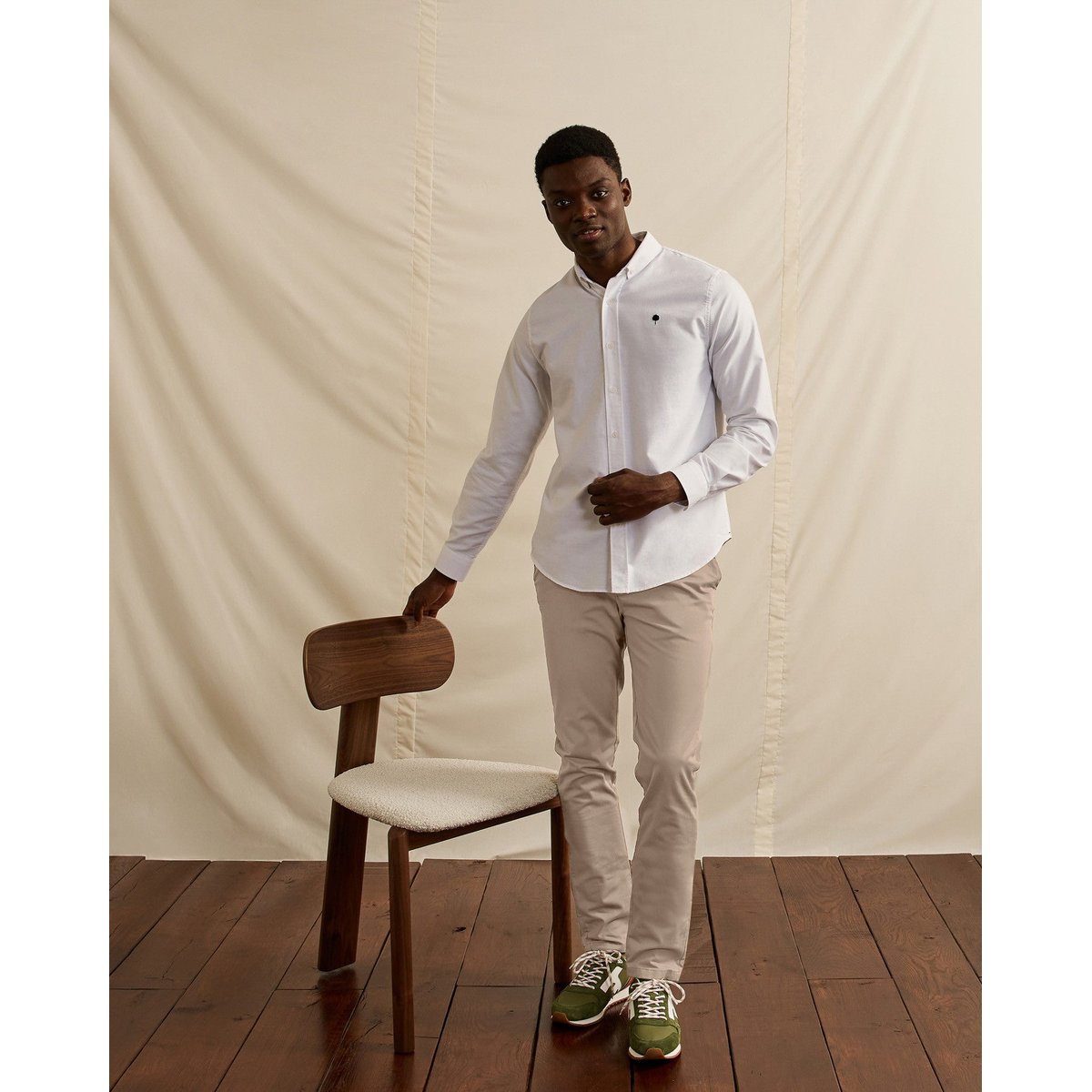 Chino coupe ajustée beige clair, FAGUO