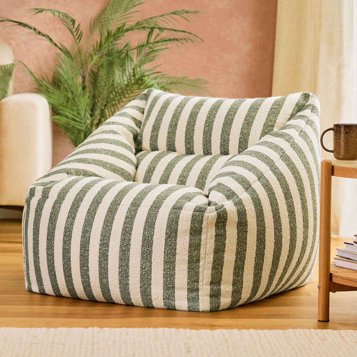 Pouf fauteuil en bouclette rayée texturée Oeko-Tex® - NATALIA vert olive, ICON