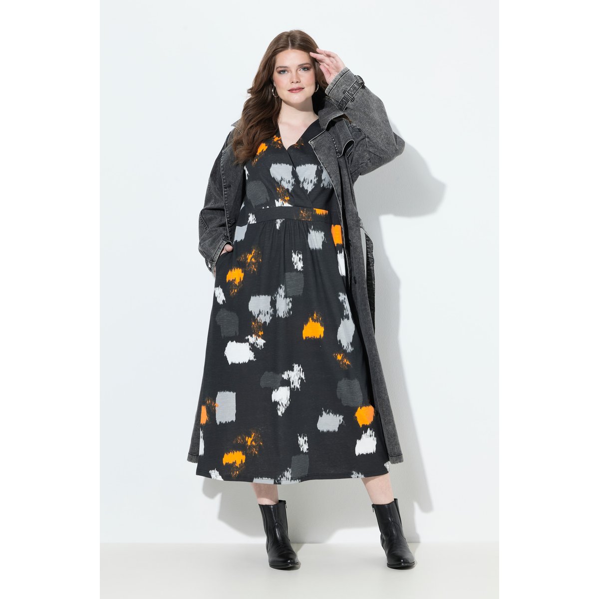 Robe maxi décolleté en V et manches 3/4 noir, ULLA POPKEN