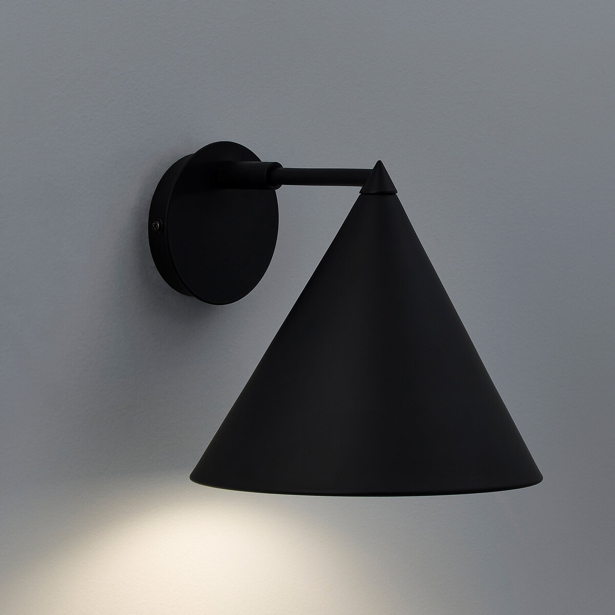 Moke Cone Metal Wall Light black, AM.PM