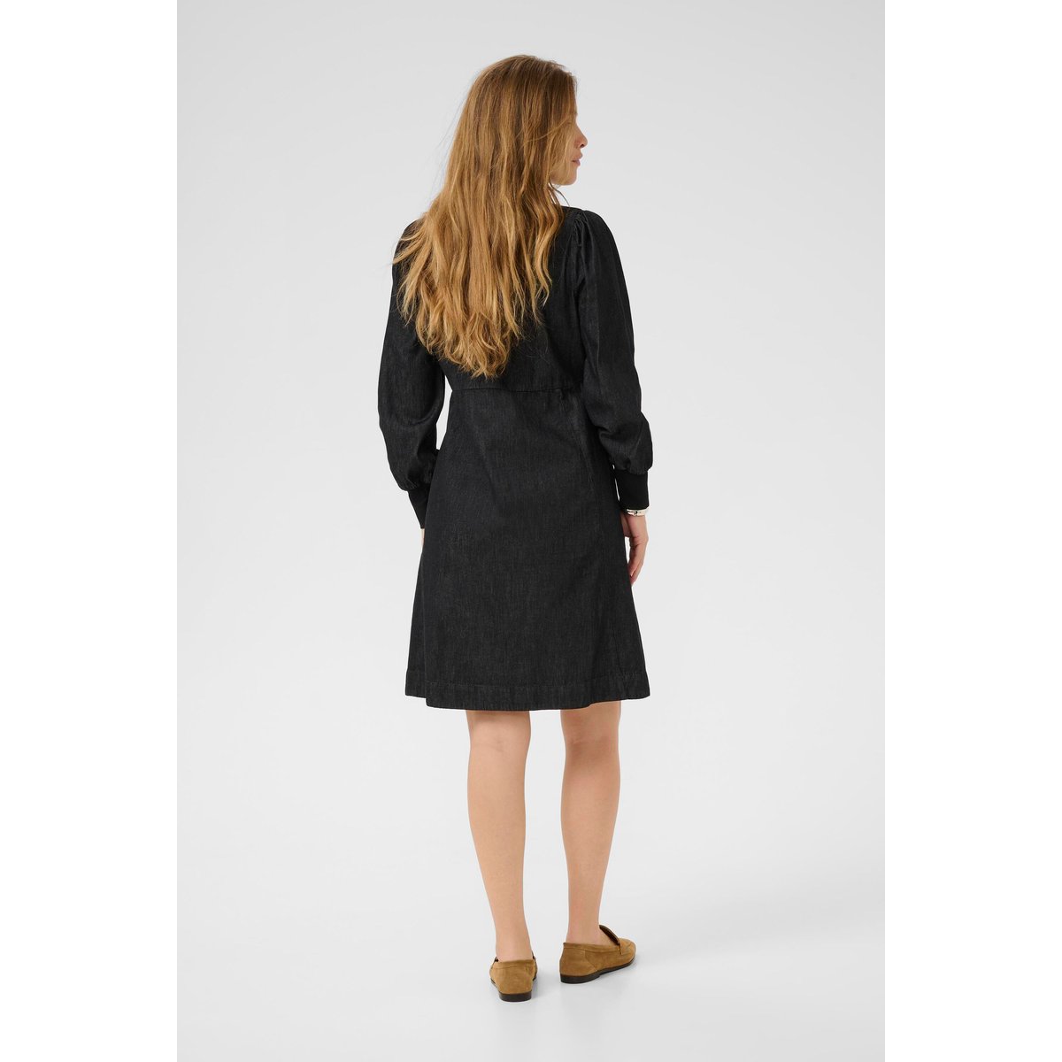 Robe en jean noir lavé, CULTURE