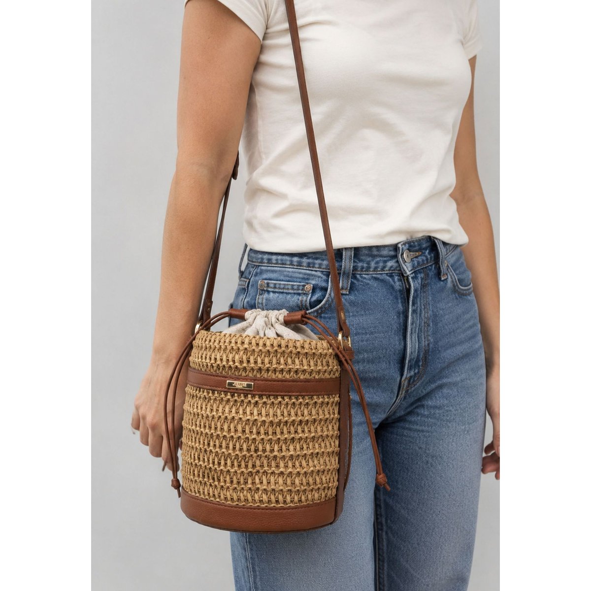 Sac seau bani en papier tressé BANI camel, DEELUXE
