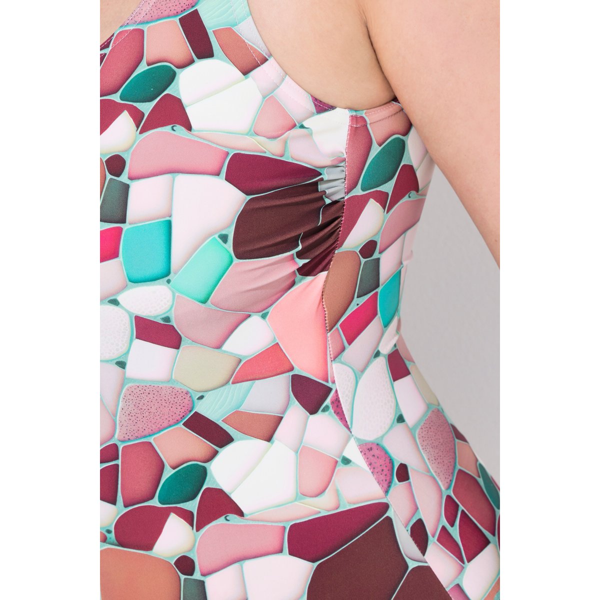 Maillot de bain sans bonnets souples. Motif pétrol, ULLA POPKEN