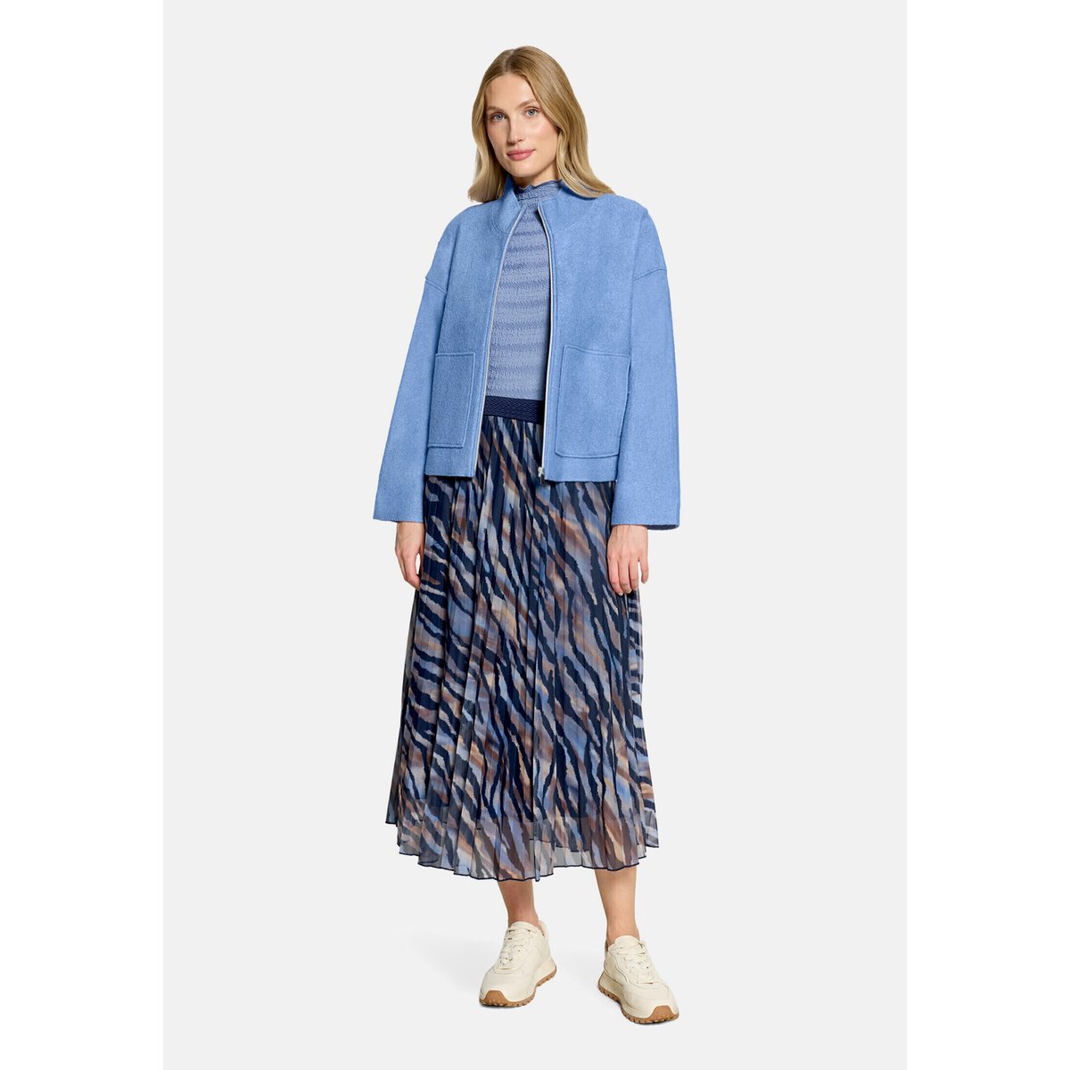 Veste blazer à boutons infinity, BETTY BARCLAY