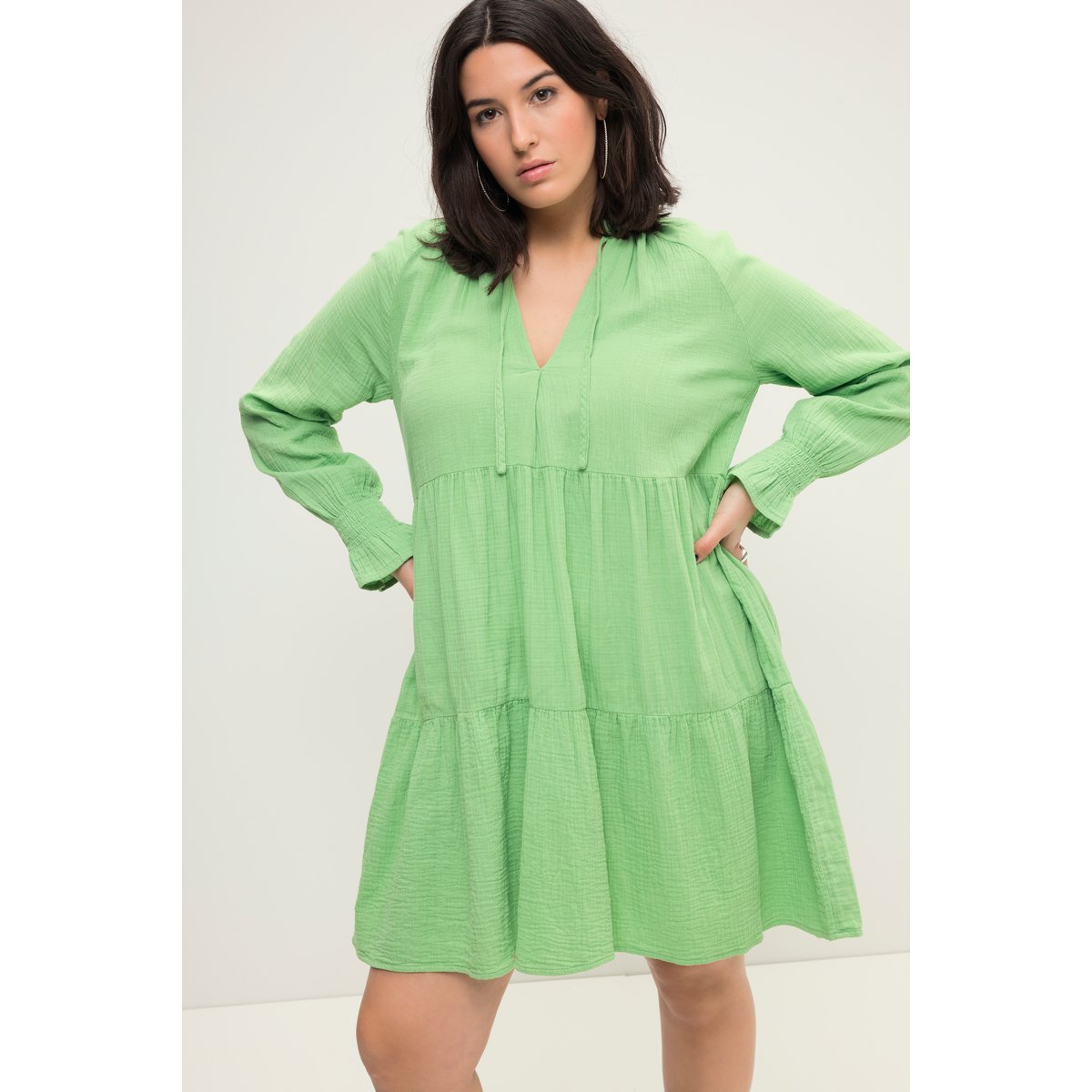 Robe mini en mousseline coupe trapèze menthe légère, STUDIO UNTOLD