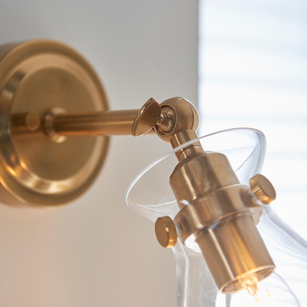 Henrietta Wall Light aged brass, ÉDITÉ