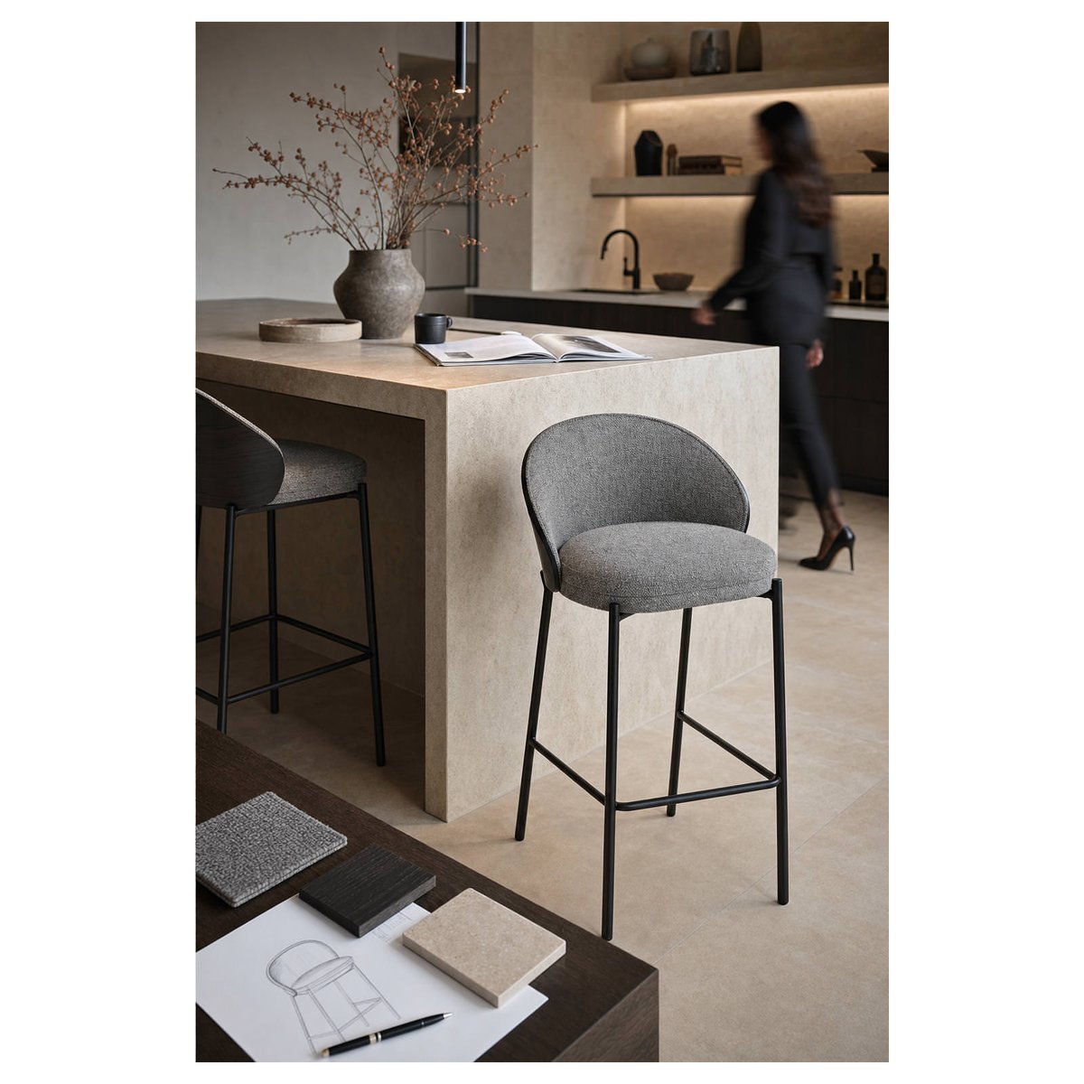 Tabouret haut en métal et frêne gris et noir, RECOLLECTION