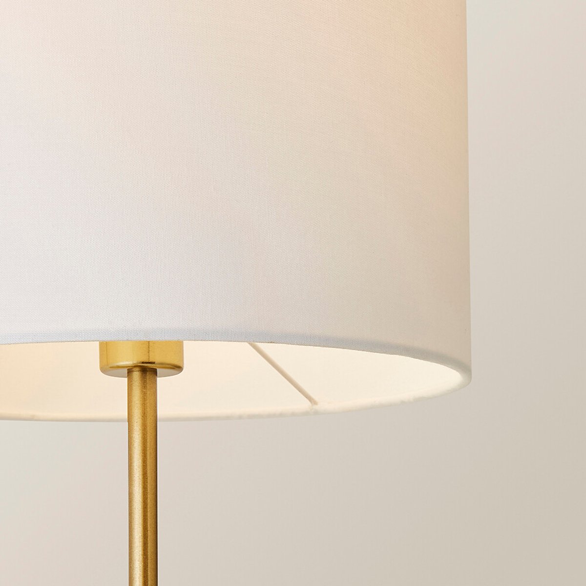 Chrissy Gold Palm Leaf Table Lamp with Fabric Drum Shade white, SO'HOME
