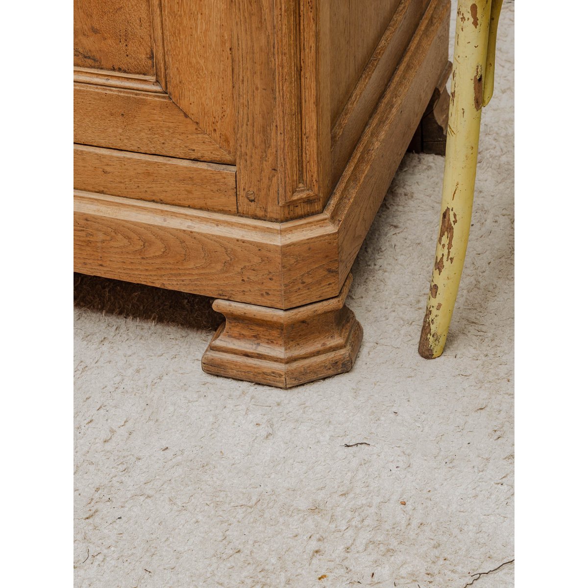 Buffet en bois Gilbert N°1528 - Bon état bois clair, DEBONGOUT