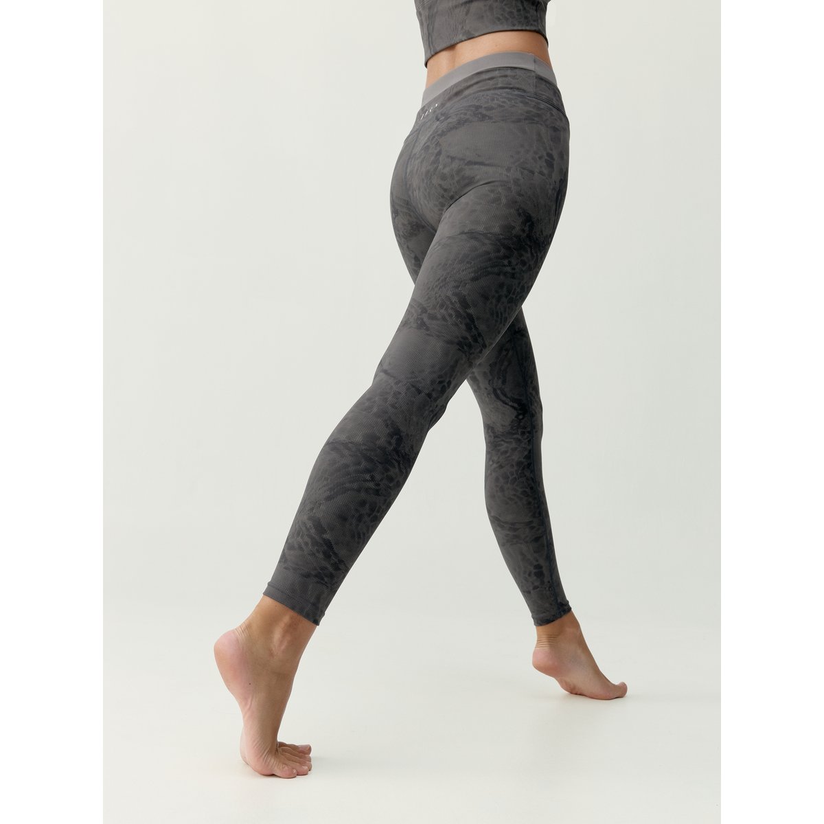 Legging de sport femme Ember Taille haute séchage rapide marron vison, BORN