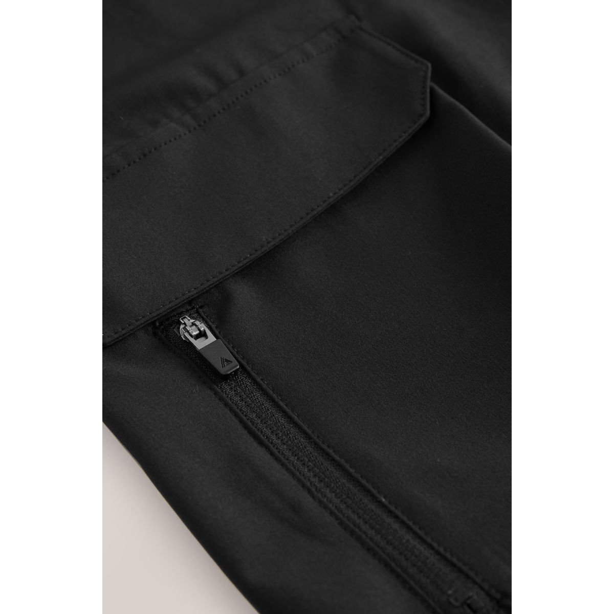 Short cargo active gym noir, NEXT