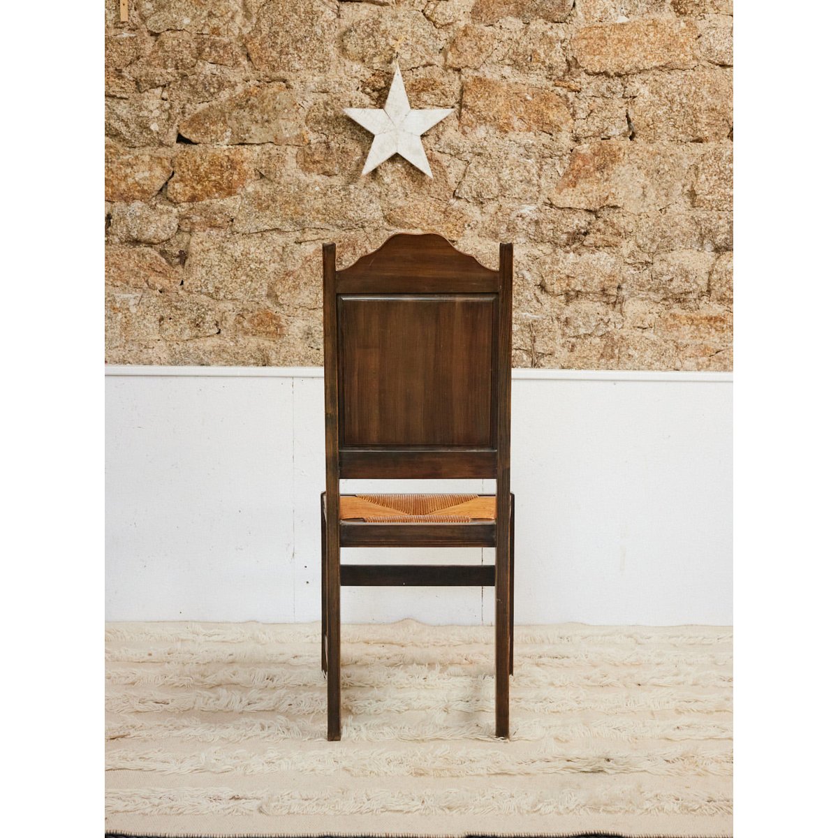Paire de chaises bretonnes Claude N°1343 - Bon état bois foncé, DEBONGOUT