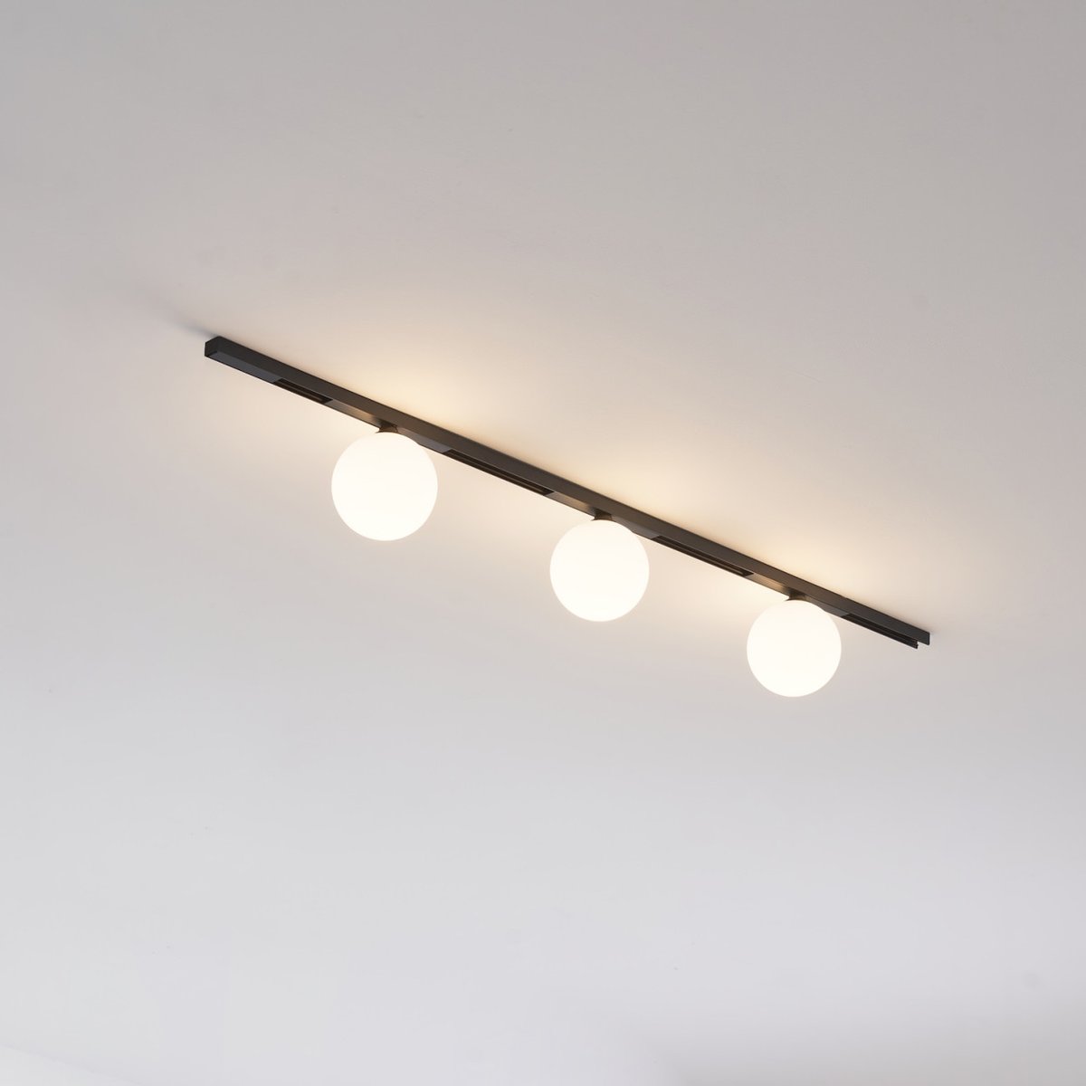 Kit rail 3 boules LED verre dépoli - LYNE noir et blanc, KOSILUM