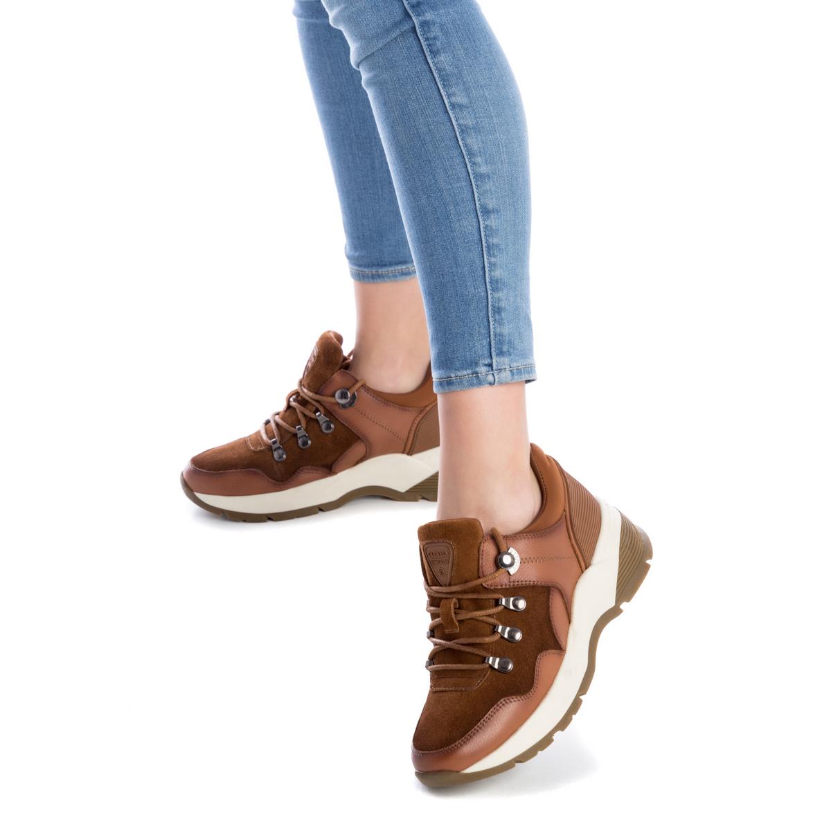 Chaussures plates avec fermeture à lacets camel, CARMELA