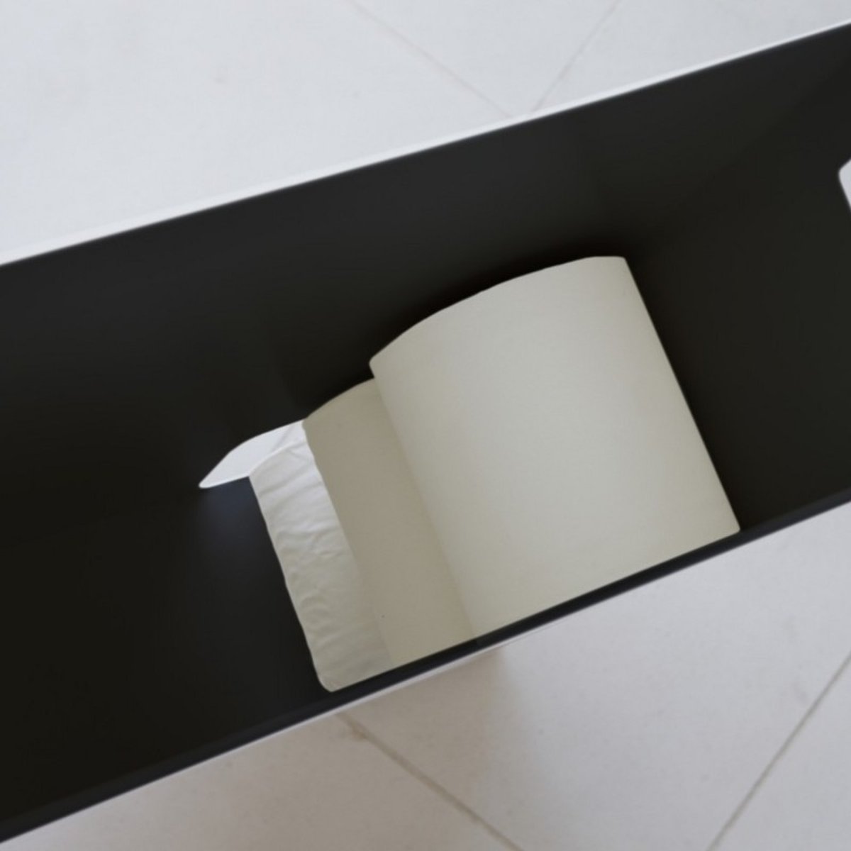 Réserve rangement design papier WC TOWER noir, YAMAZAKI