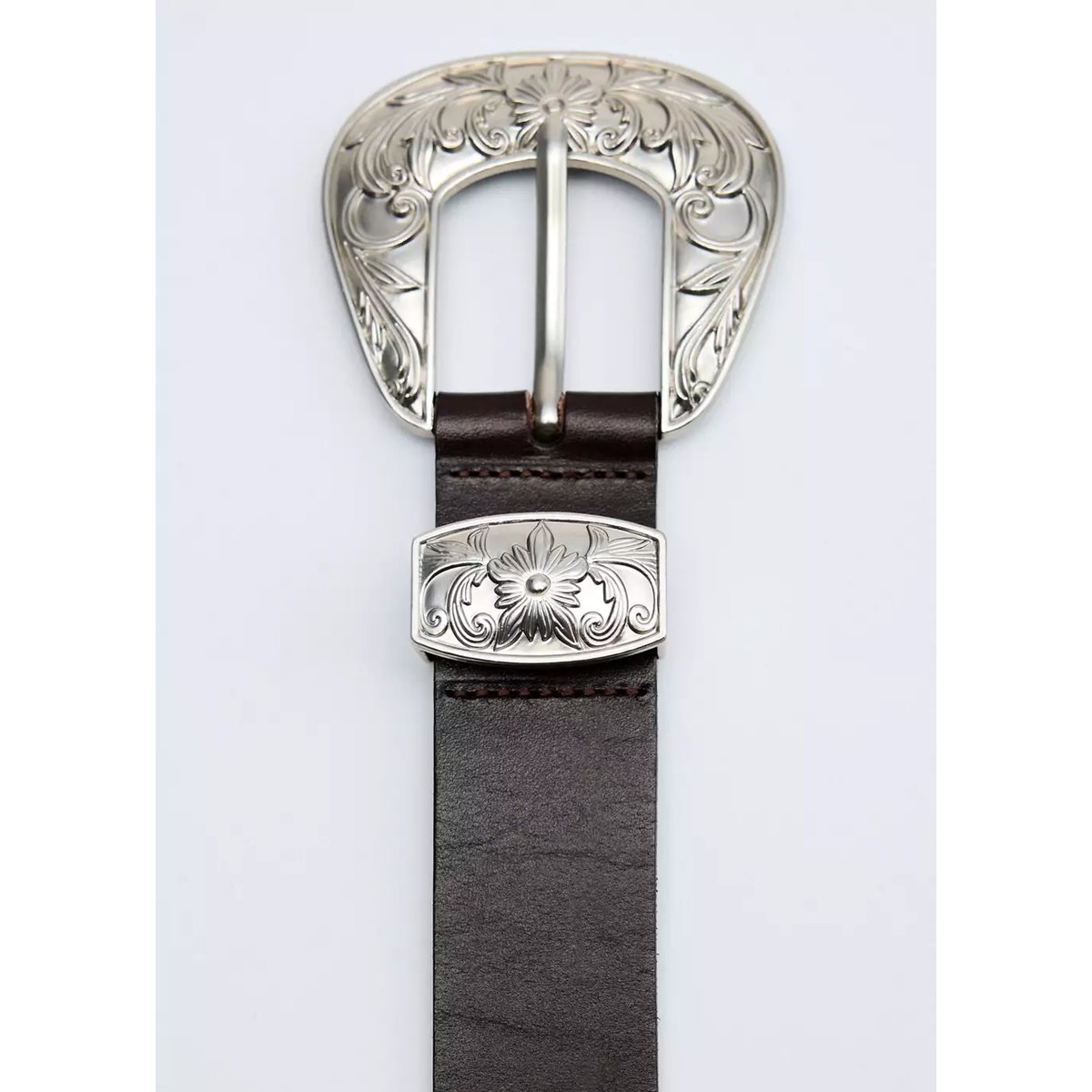 Ceinture cuir boucle gravée chocolat, MANGO