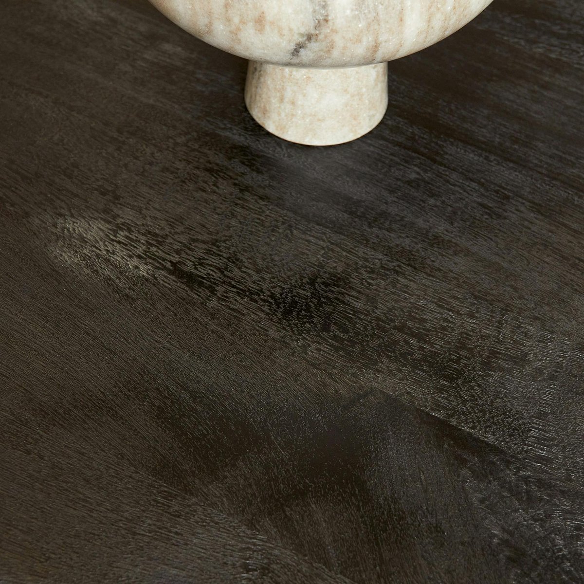 Table à manger 6 places en bois pied central RIVANO noir, PIER IMPORT